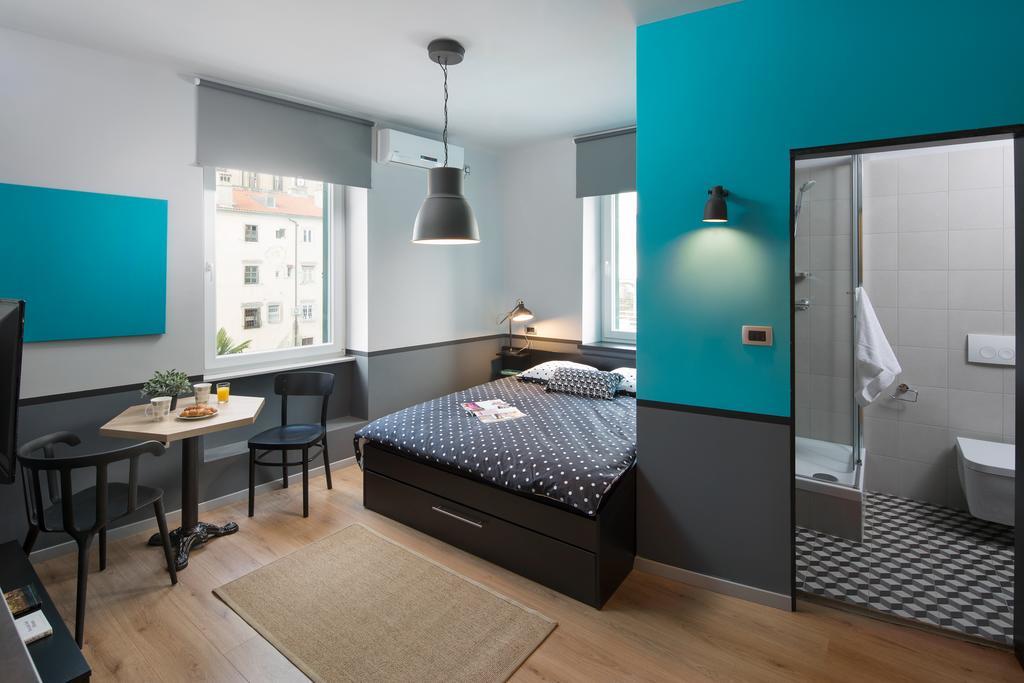 Studio Apartments River Риека Экстерьер фото